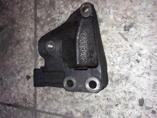 bontott RENAULT MASTER Motor Tartó Bak (Pozíciófüggetlen)