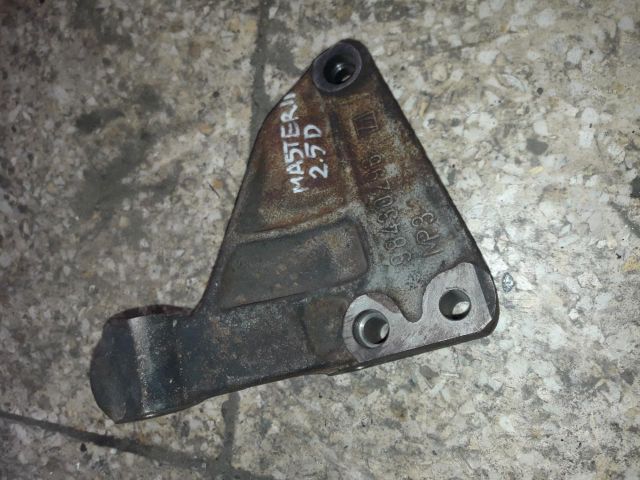 bontott RENAULT MASTER Motor Tartó Bak (Pozíciófüggetlen)