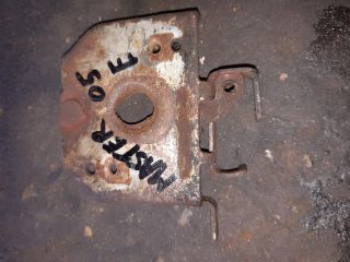 bontott RENAULT MASTER Motorháztető Zárszerkezet