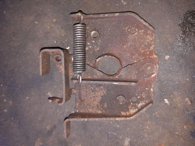 bontott RENAULT MASTER Motorháztető Zárszerkezet