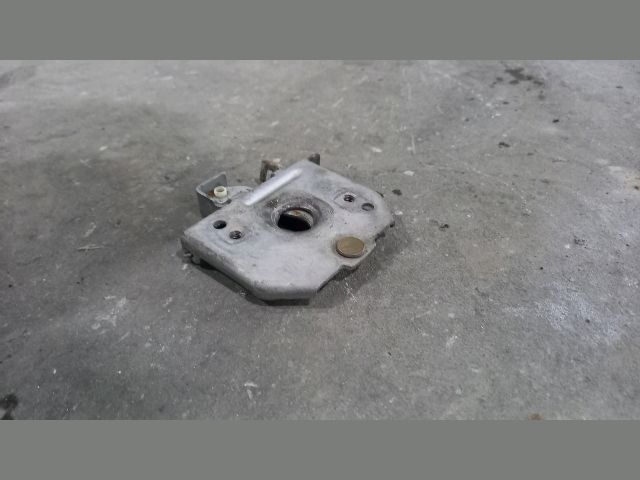 bontott RENAULT MASTER Motorháztető Zárszerkezet