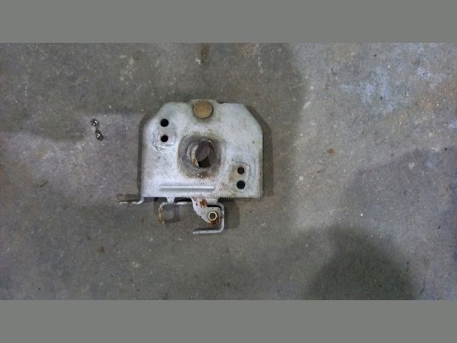 bontott RENAULT MASTER Motorháztető Zárszerkezet