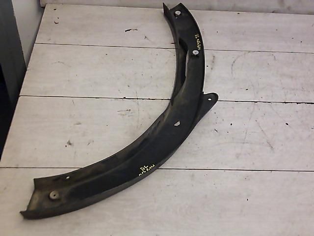 bontott RENAULT MASTER Műanyag Sárvédő Ív Díszléc