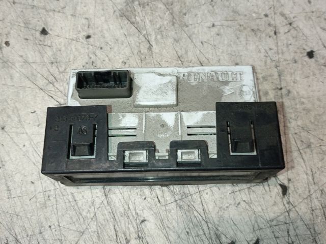 bontott RENAULT MASTER Óra (Időmérő)