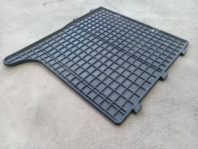 bontott RENAULT MASTER Padlószőnyeg