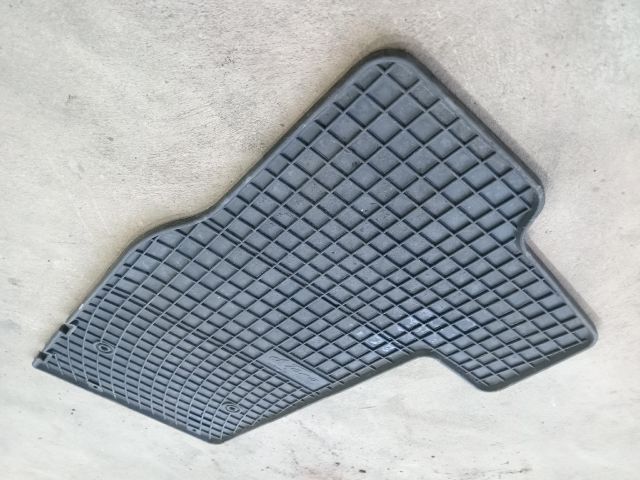 bontott RENAULT MASTER Padlószőnyeg