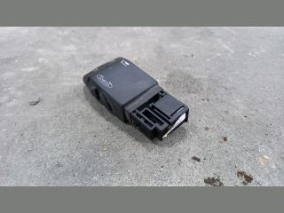 bontott RENAULT MASTER Rádió / CD Kapcsoló