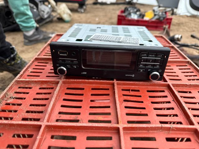 bontott RENAULT MASTER Rádió / CD