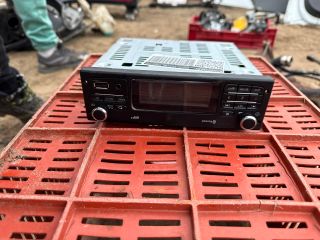 bontott RENAULT MASTER Rádió / CD