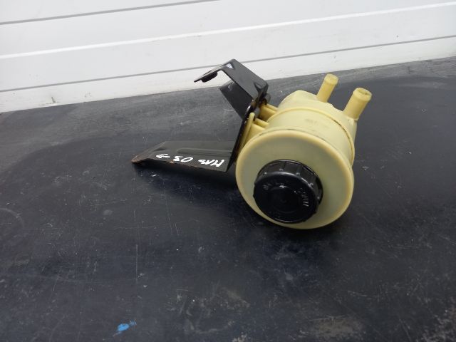 bontott RENAULT MASTER Szervóolaj Tartály