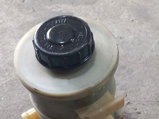 bontott RENAULT MASTER Szervóolaj Tartály