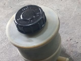 bontott RENAULT MASTER Szervóolaj Tartály