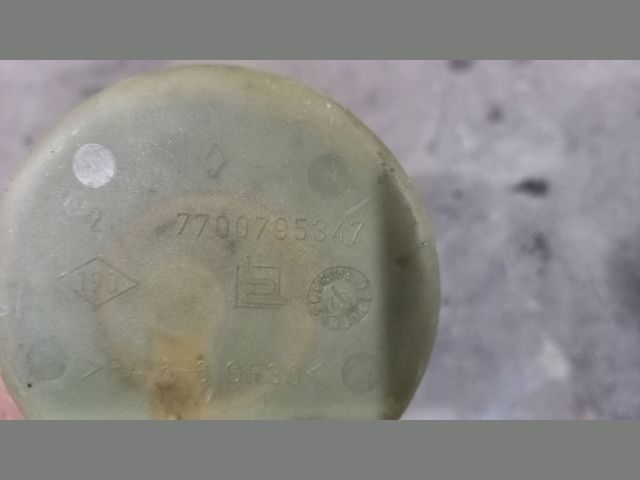 bontott RENAULT MASTER Szervóolaj Tartály