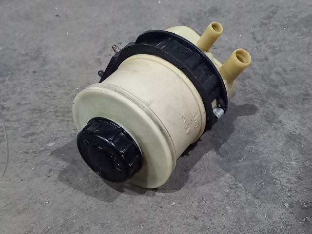 bontott RENAULT MASTER Szervóolaj Tartály