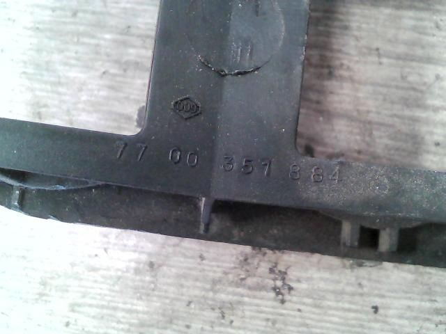 bontott RENAULT MASTER Szivargyújtó Aljzat