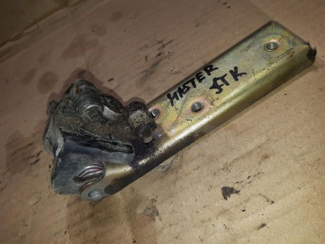 bontott RENAULT MASTER Tolóajtó Sín Görgő