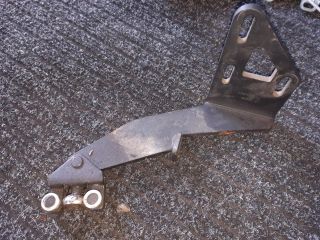 bontott RENAULT MASTER Tolóajtó Sín Görgő