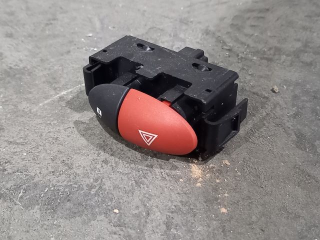 bontott RENAULT MASTER Vészvillogó Kapcsoló