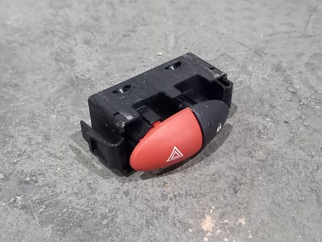 bontott RENAULT MASTER Vészvillogó Kapcsoló