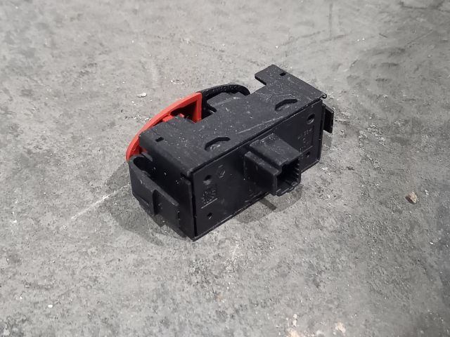 bontott RENAULT MASTER Vészvillogó Kapcsoló