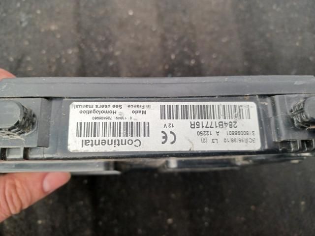 bontott RENAULT MEGANE CC Komfort Elektronika