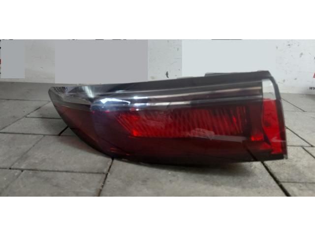 bontott RENAULT MEGANE E-TECH SUV Bal Külső Hátsó Lámpa