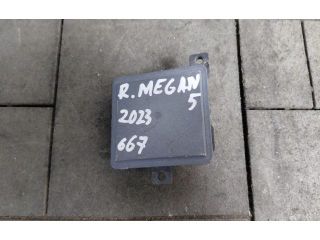 bontott RENAULT MEGANE E-TECH SUV Distronic Vezérlő Panel