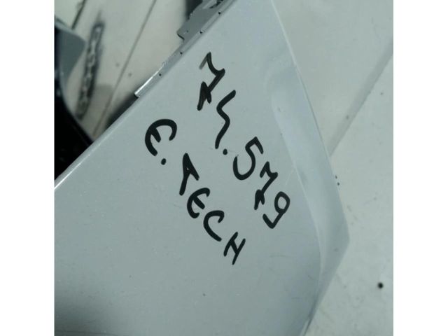 bontott RENAULT MEGANE E-TECH SUV Hátsó Lökhárító (Üresen)