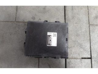 bontott RENAULT MEGANE E-TECH SUV Komfort Elektronika