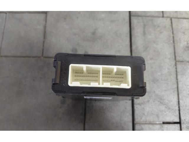 bontott RENAULT MEGANE E-TECH SUV Komfort Elektronika