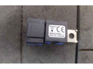 bontott RENAULT MEGANE E-TECH SUV Relé