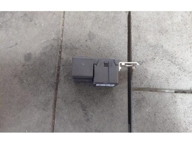 bontott RENAULT MEGANE E-TECH SUV Relé