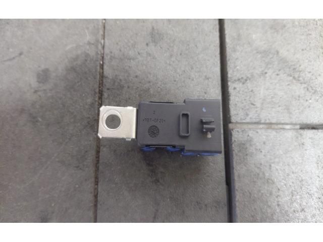 bontott RENAULT MEGANE E-TECH SUV Relé