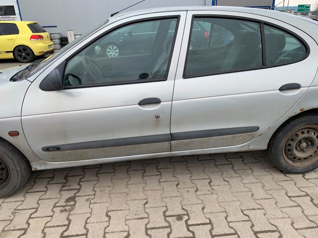 bontott RENAULT MEGANE I Bal első Gólyaláb (Lengécsillapító, Rugó)