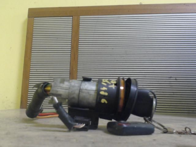 bontott RENAULT MEGANE I Gyújtáskapcsoló Házzal