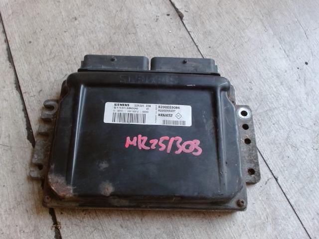 bontott RENAULT MEGANE I Motorvezérlő