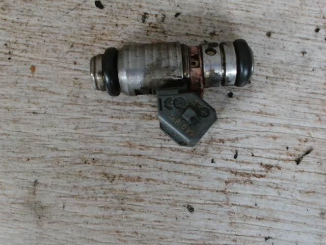 bontott RENAULT MEGANE I Porlasztó (1 db)