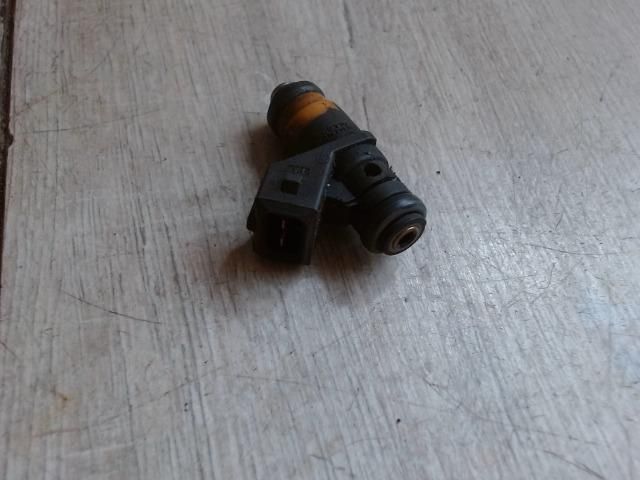 bontott RENAULT MEGANE I Porlasztó (1 db)