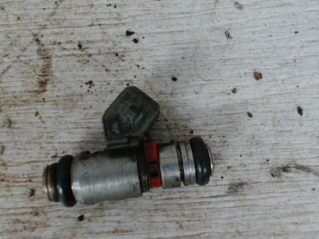 bontott RENAULT MEGANE I Porlasztó (1 db)