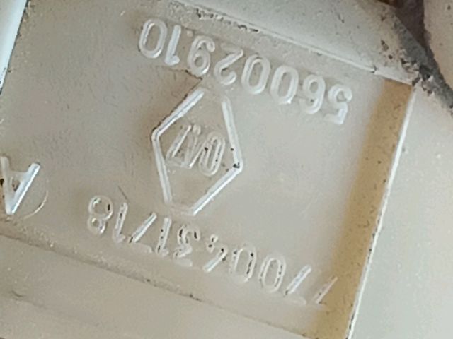 bontott RENAULT MEGANE I Üzemanyag Szivattyú