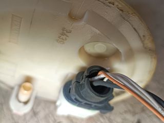 bontott RENAULT MEGANE I Üzemanyag Szivattyú