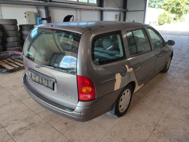 bontott RENAULT MEGANE I Jobb első Fékkengyel