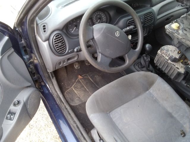 bontott RENAULT MEGANE I Motorvezérlő