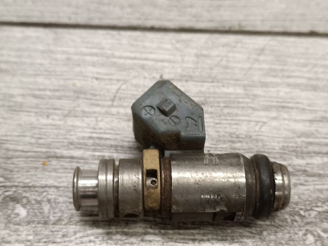 bontott RENAULT MEGANE I Porlasztó (1 db)