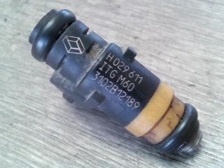 bontott RENAULT MEGANE I Porlasztó (1 db)