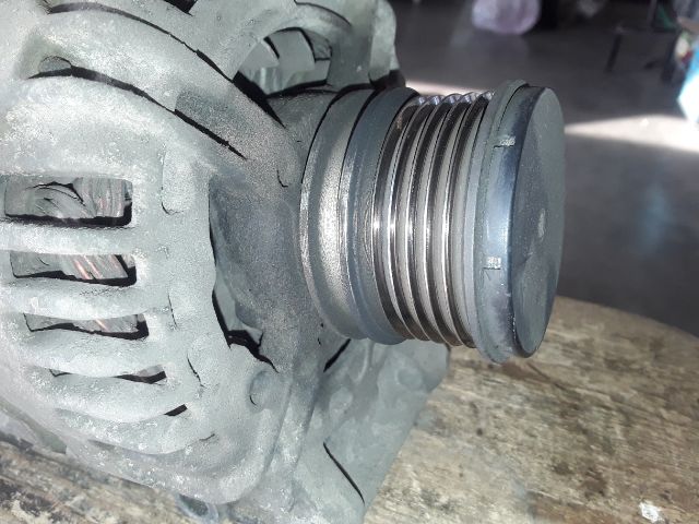 bontott RENAULT MEGANE I Generátor