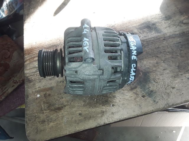 bontott RENAULT MEGANE I Generátor