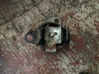 bontott RENAULT MEGANE I Motor Tartó Bak (Fém)