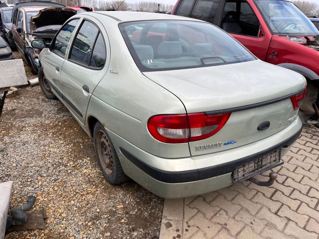 bontott RENAULT MEGANE I Üzemanyag Szivattyú