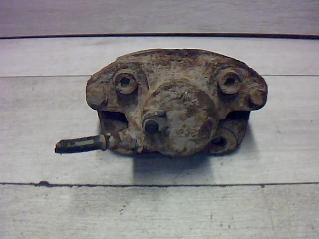 bontott RENAULT MEGANE I Bal első Féknyereg Munkahengerrel